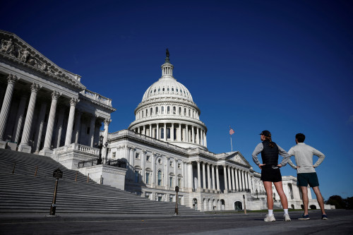 More than 20,000 US federal workers sign up for buyout offer